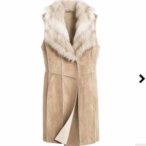 Chico’s Tan Faux Fur Collar Vest